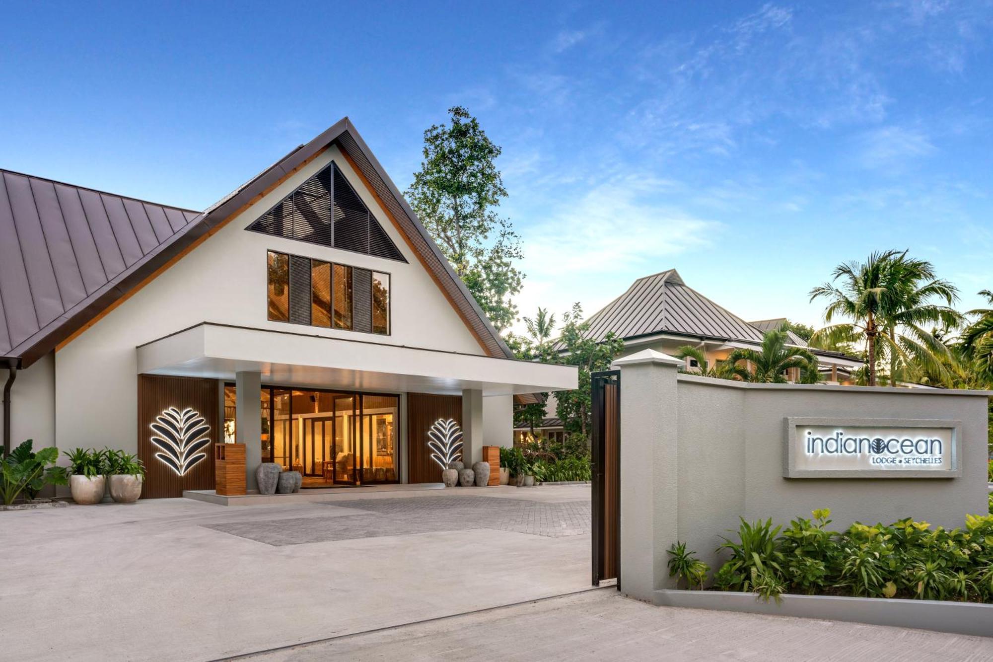 Indian Ocean Lodge Grand Anse  Exterior photo