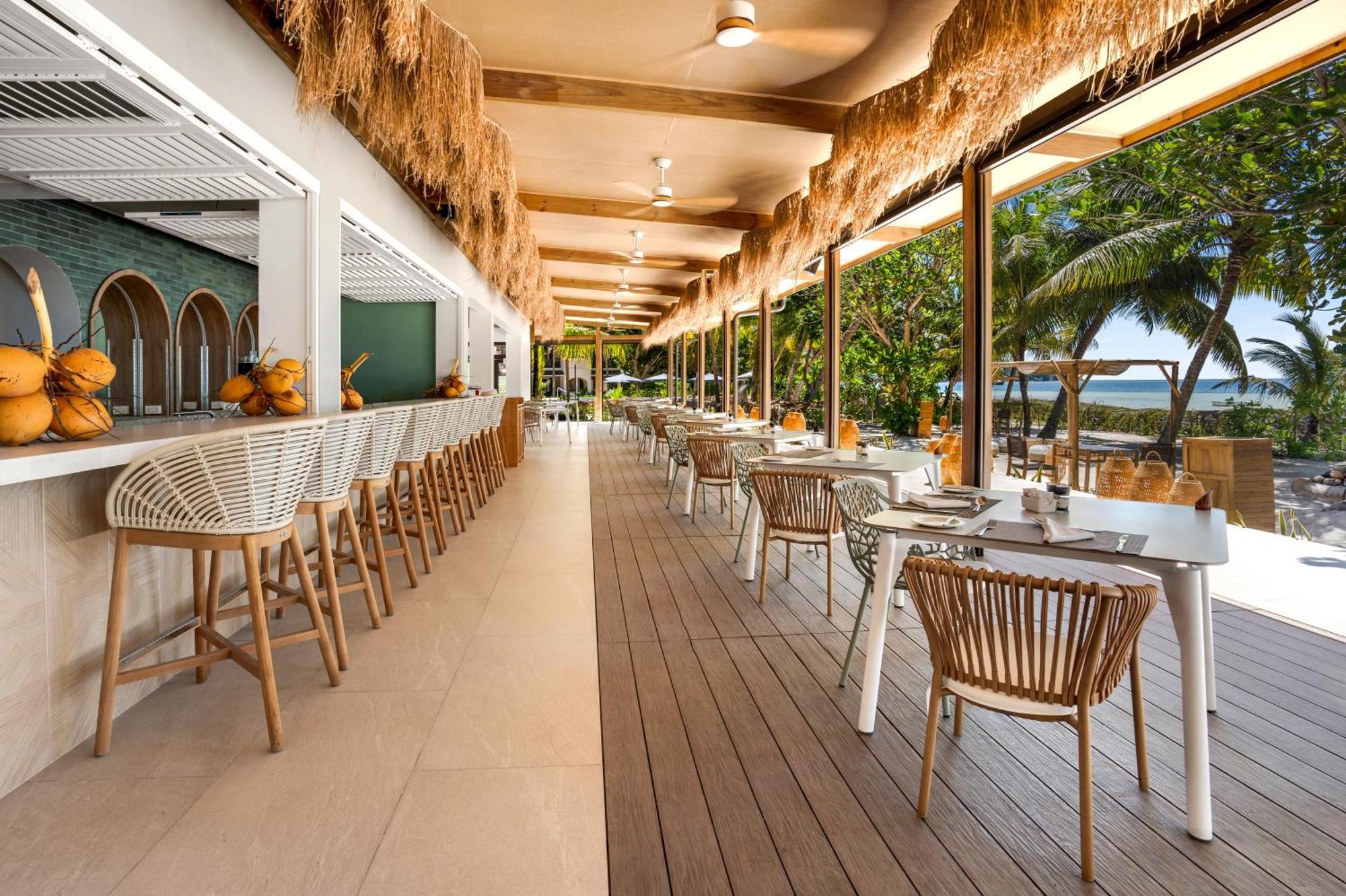 Indian Ocean Lodge Grand Anse  Exterior photo