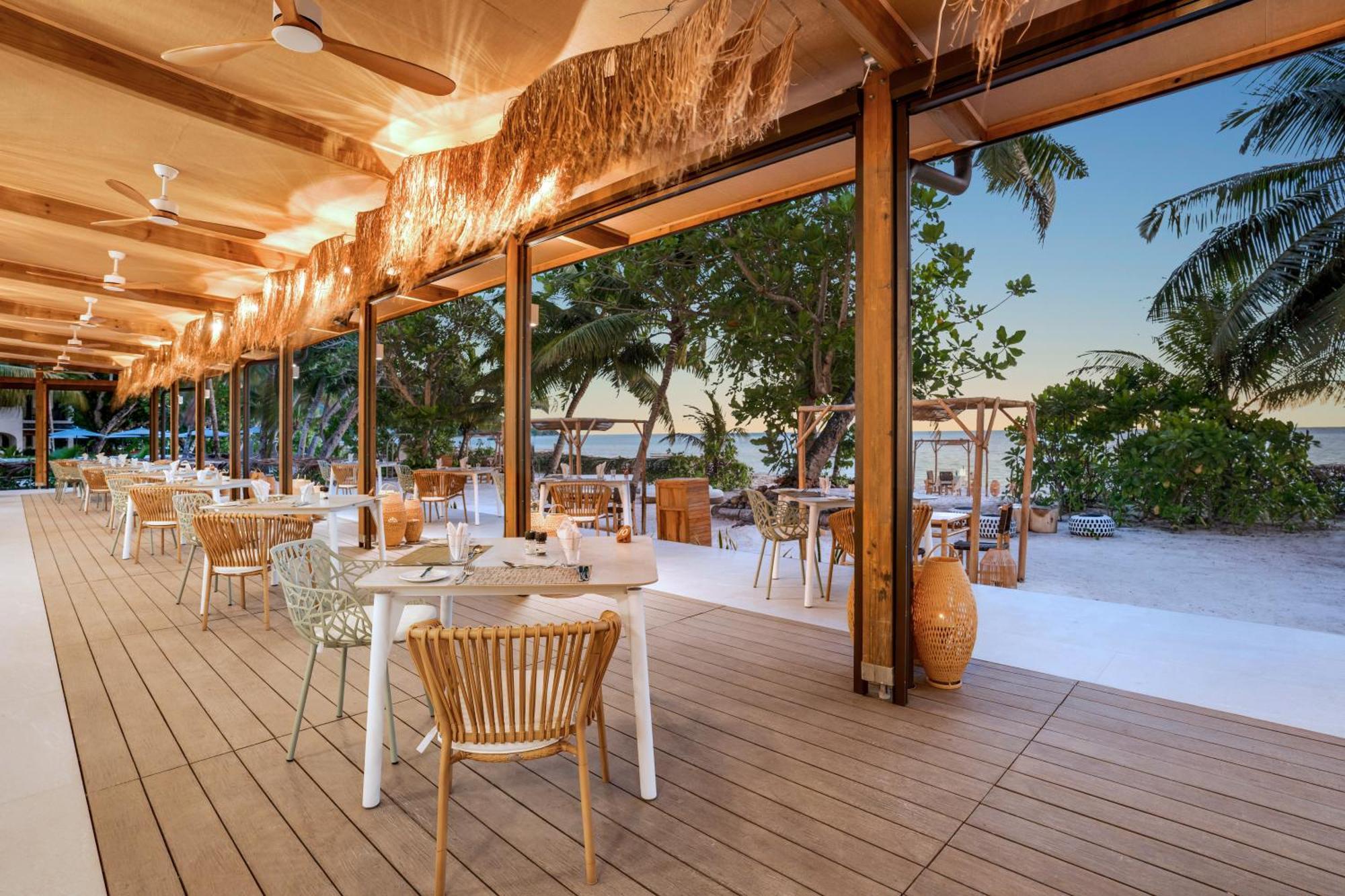 Indian Ocean Lodge Grand Anse  Exterior photo